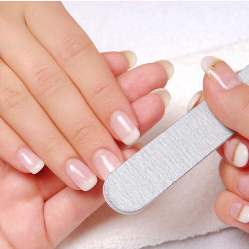 ERIE NAILS - manicure